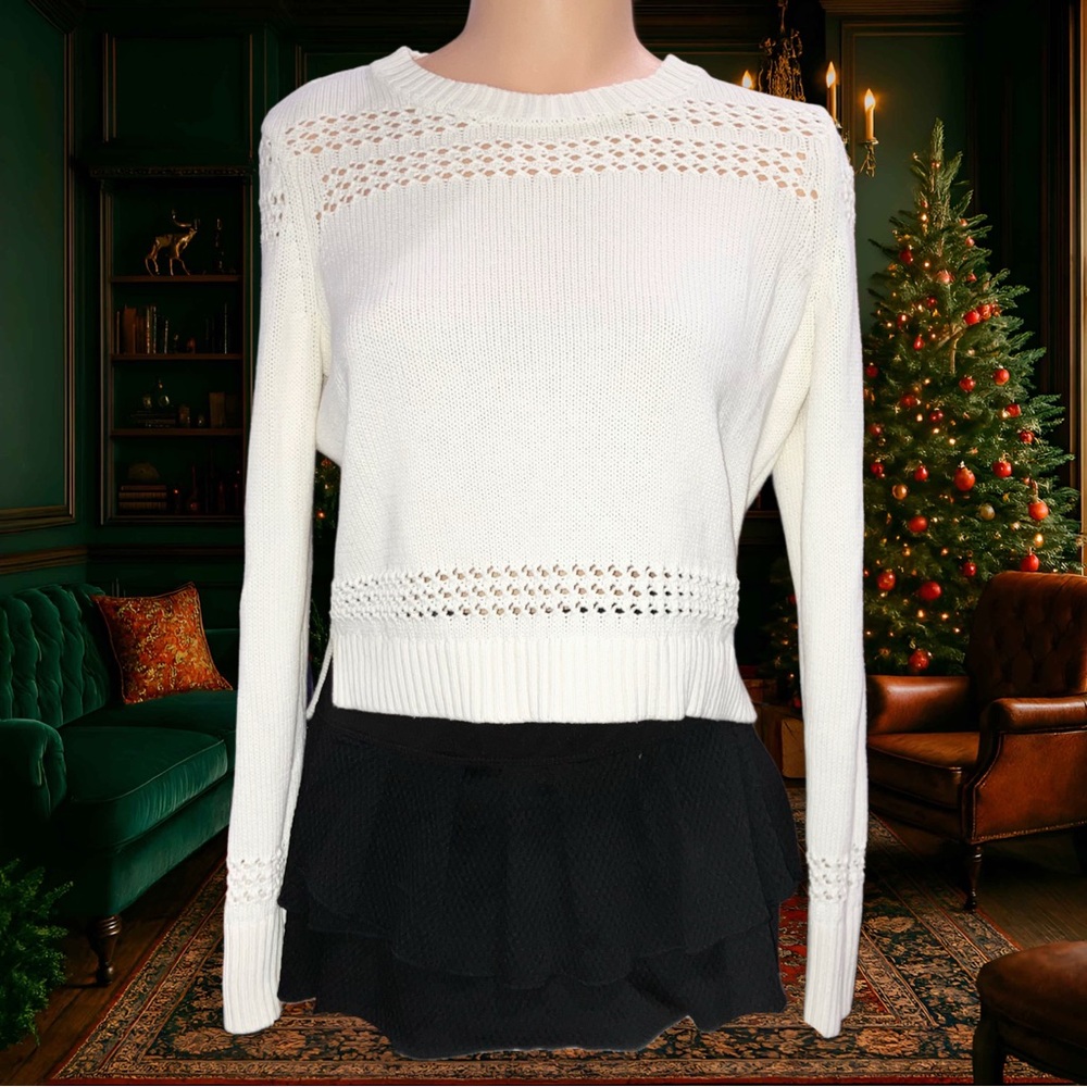 *5 for 25!* C Wonder Cream Crochet Cropped Cable Knit Cozy Winter Sweater Size S